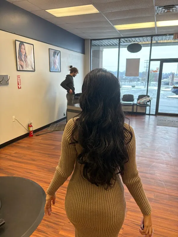 HOLIDAY HAIR — Hair salon in York